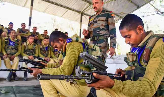 अग्निपथ योजना को बदलाव के साथ फिर से शुरू करने की खबर को सरकार ने बताया फर्जी